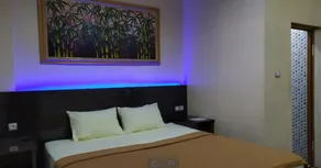 Hotel Grand Royal - Image 2
