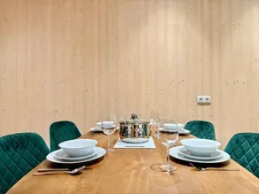 Treehouse - Alpinlake Apartments - Image 3