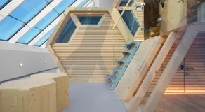 Honeybee Hostel - Hiša kranjske čebele - Image 2