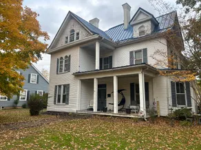 Main Oak Manor - Image 2