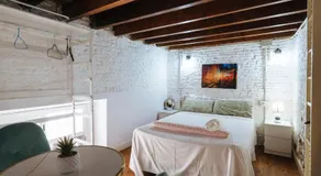 airbhouse private rooms & apartments  - Image 2