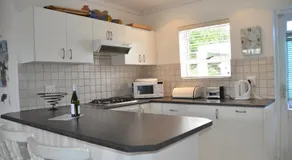 Beach Cottage 2 - Image 4