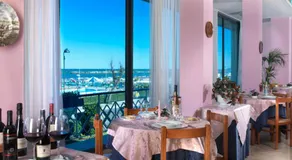 Hotel Diplomatic - Image 2