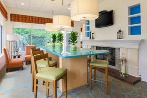 Hilton Garden Inn Nanuet - Image 2