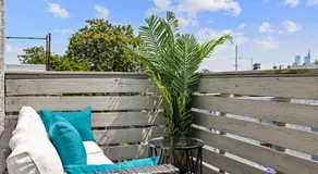 The Philly Zoo Suites - Apartments with Fireplace & Parking Available - Image 4