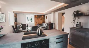 STILFSER HÜTTL Ein ganzes Ferienhaus für euch in SÜDTIROL in Alleinlage mit Ortlerblick euer Refugium mit privatem Gartenbereich für gemeinsame Zeit auch gern mit Hund im Nationalpark Stilfserjoch Ski-und Wandergebiet SULDEN in der Nähe - Image 2