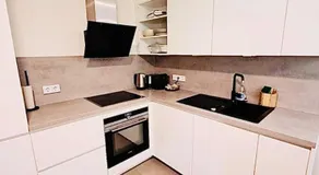 Beautiful Flat with garden view, terrace and parking-105 - Image 5