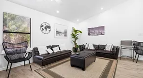 Spacious Family Home in Round Rock w Private Yard - Image 4