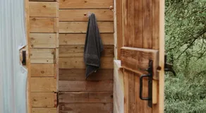 White House on Wye Glamping - Image 2
