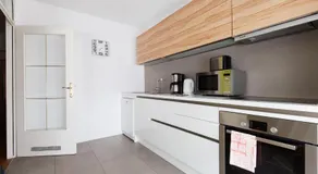 Eva Tour As / Moderno appartamento 2BR in centro, garage gratuito, WiFi e aria condizionata - Image 5