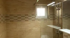 Apartament spatios aproape de Mures - Image 2