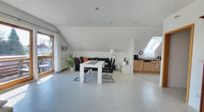 Dachgeschosswohnung - Image 3
