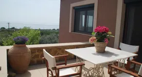 Olive Tree Cottage - Image 4