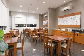 Nartsiri Hotel - Image 2