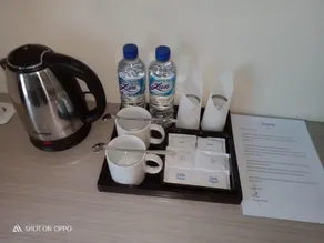 Alexander Hotel  Tegal - Image 4