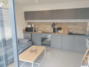 4 min Orléans 
maisonnette 
jardin
parking
privé - Image 4