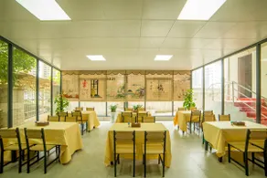 Shuang Yi Hotel - Image 4