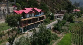 Yellow Valley Homestay - Image 4