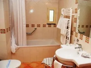 Grand Hotel Hermitage - Image 2
