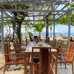 Gold View Beachfront Resort - Image 5