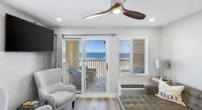 Oceanfront condo, ocean view and indoor pool - Image 2