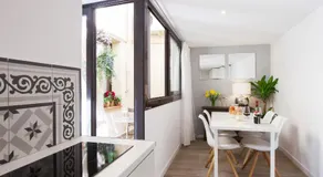 Aspasios Charming Flats - Image 3