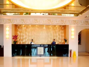 Magnolia Hotel - Image 2