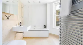 Cozy Stay In City Centre - Image 2