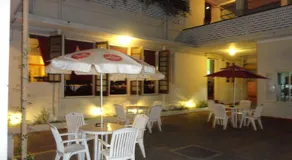 Shalimar Hotel - Image 2