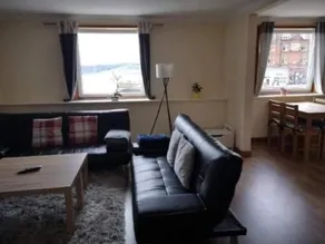 Panoramic Harbour View Apartment - Image 2