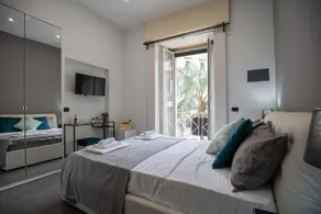 Doria Suites Napoli - Image 2