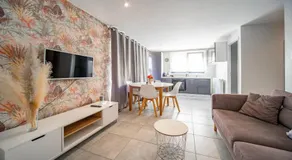 Harmonie Apartments - Pool & Free Parking, 5 min A6 & Chalon sur Saone - Image 2