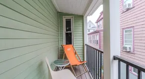 Cozy 4BDR, Tufts, Train, Parking, 10 min to Boston - Image 4
