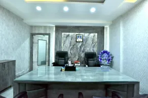 Royal Inn - Image 3