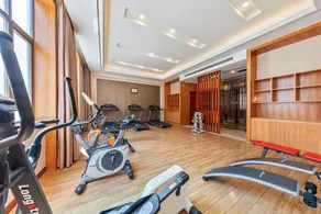 Lanfeng Hotel - Image 5