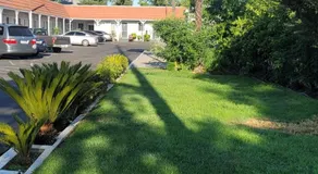 WINE COUNTRY INN  - Image 4
