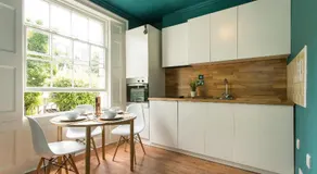 Camden Apartment By Morethanstays - Image 3