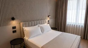 The Q House - Image 1