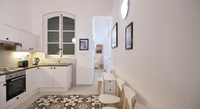 Grand Harbour Apartments - Image 2