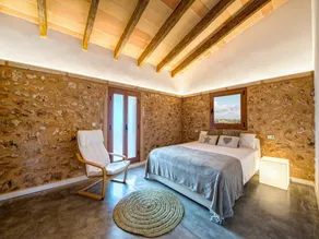 Finca in Manacor with Pool & Near Beaches - Image 2
