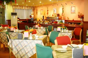 Home Inn Beijing Zizhuyuan Bridge - Image 3