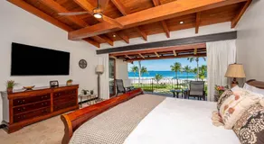 Upscale Two-Bedroom Condo in Playa Flamingo with Beautiful Oceanfront Views - Image 2