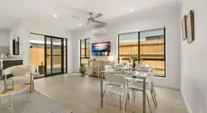 3BR home with cozy interior design - Image 3
