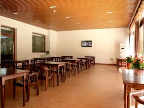 GreenTree Inn Beijing Tongzhou District Ciqu Subway Station Express Hotel - Image 4