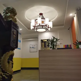 Hangcheng Hotel - Image 4