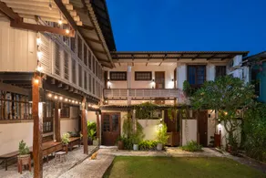 Velawarin Hotel - Image 4