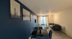 Two Bedroom Flat with Ensuite Bathrooms - Image 5