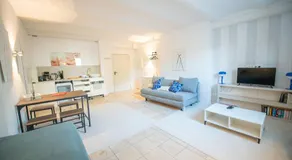 Kingsize Bett, Nahe Stadt und Alster, Ruhig - Image 2