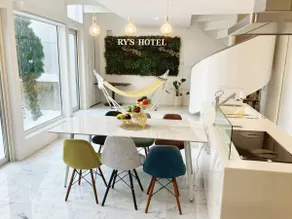 RY'S Hotel 札幌宮の森 - Image 3