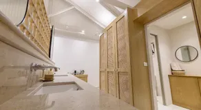 CP Seafront Suites - Image 3